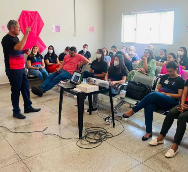 Hospital Estadual de Luziânia realiza semana de ações em alusão ao Outubro Rosa