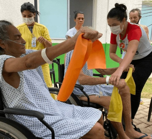 Hospital Estadual de Luziânia promove dia da Fisioterapia em Ação