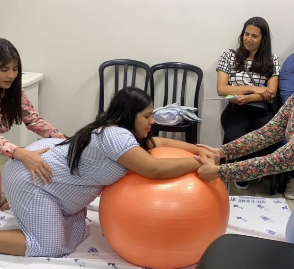 Hospital Estadual de Luziânia realiza palestra para gestantes